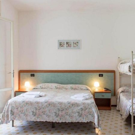 Hotel Levante Sul Mare 리도 디 사비오 외부 사진