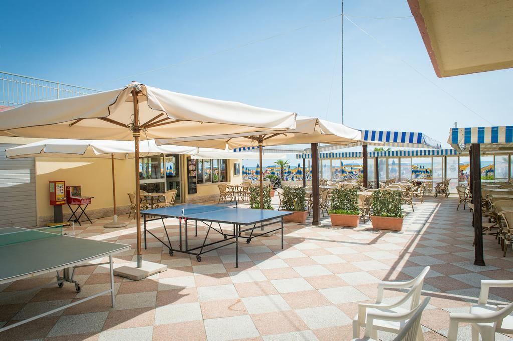 Hotel Levante Sul Mare 리도 디 사비오 외부 사진