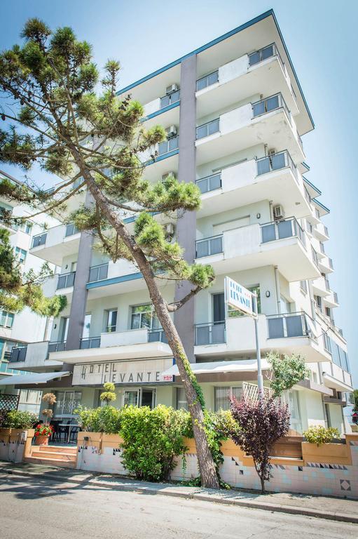 Hotel Levante Sul Mare 리도 디 사비오 외부 사진