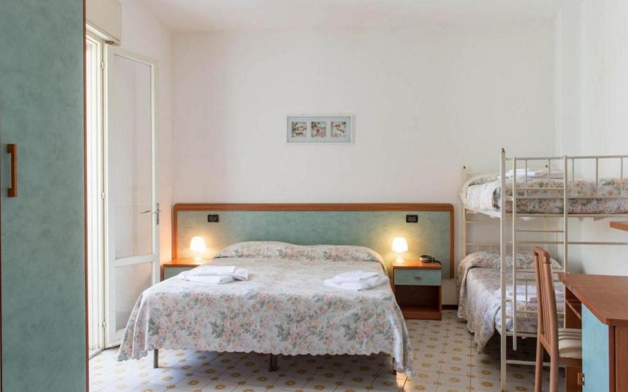 Hotel Levante Sul Mare 리도 디 사비오 외부 사진